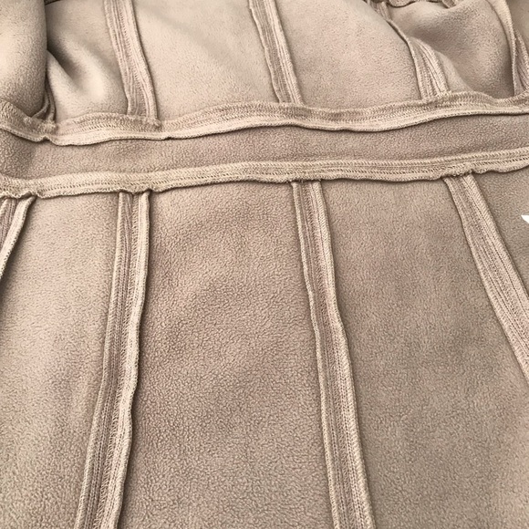 SOLD Bench Jacket - Picture 5 of 7